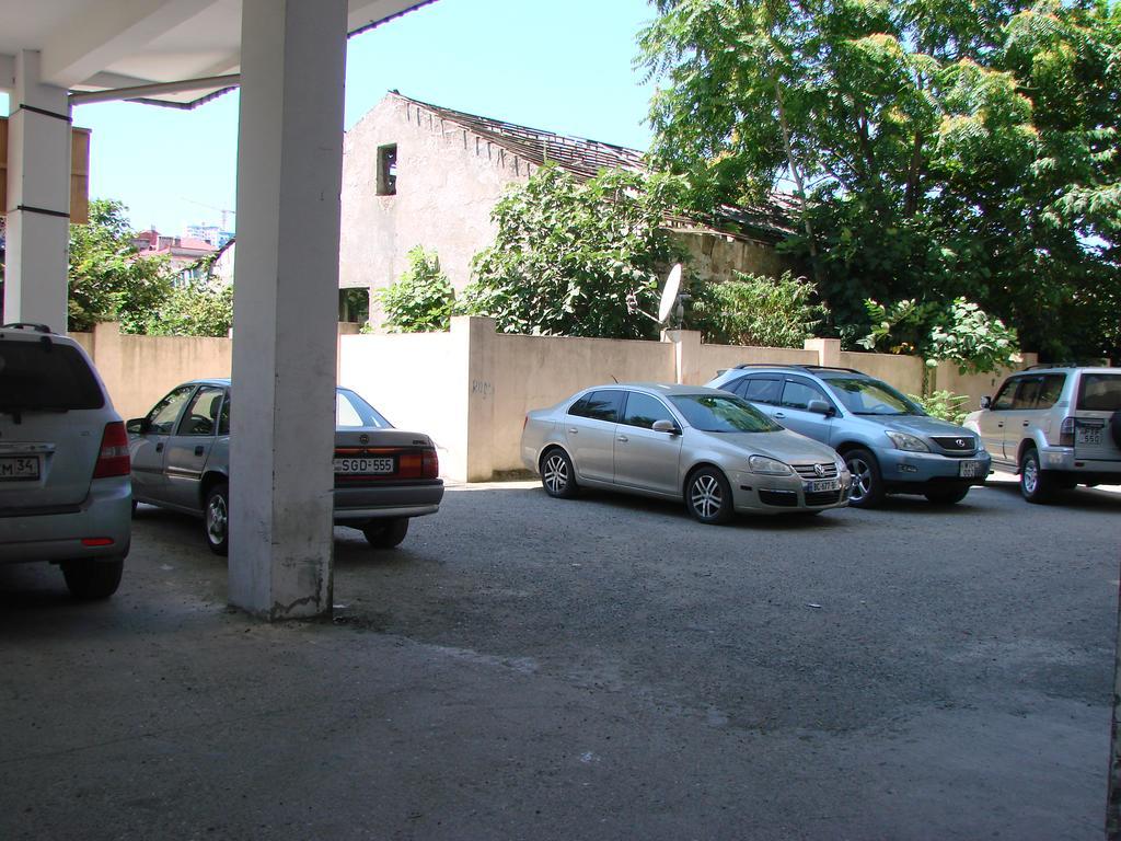 Gigi Apartments Batoumi Extérieur photo