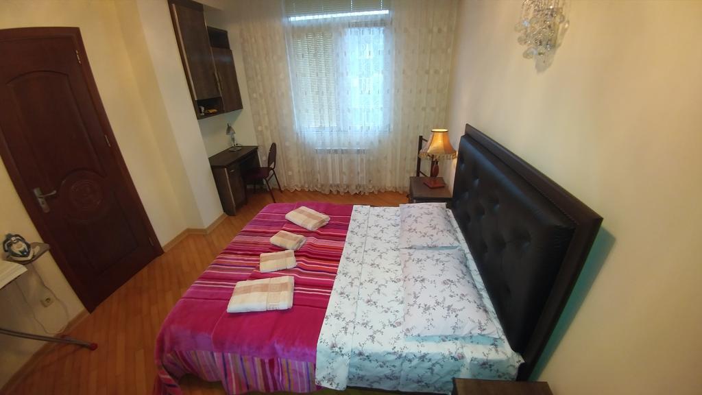 Gigi Apartments Batoumi Extérieur photo